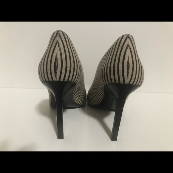Nine West Stripped Heels - 8M - Picture 4 of 6